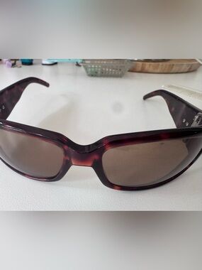 Gucci Women’s Brown Tortoiseshell Sunglasses